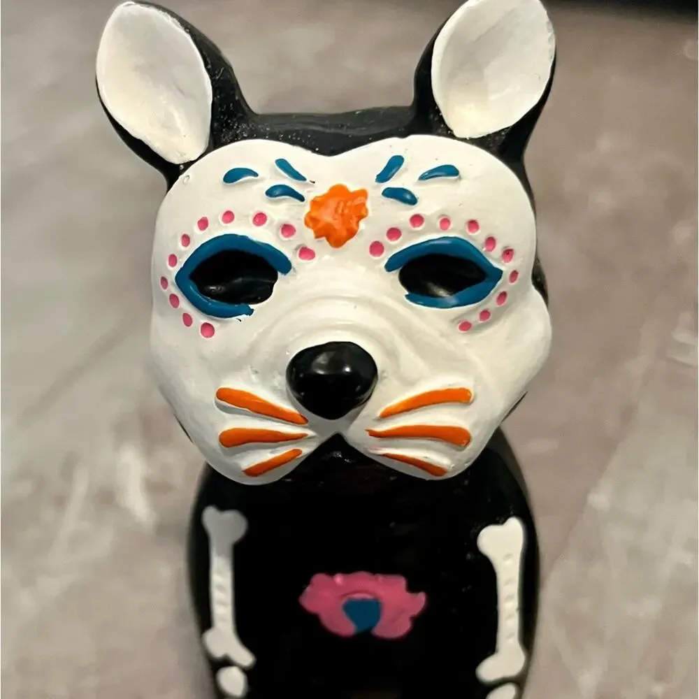 NWOT Day of the Dead cat and dog figurines